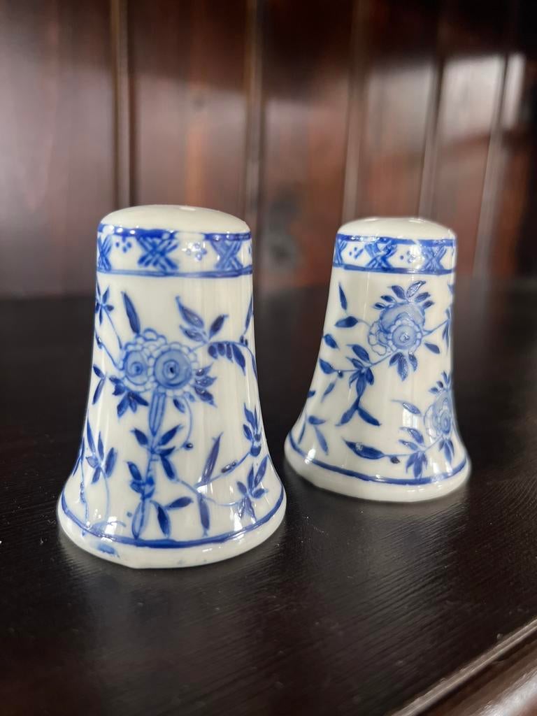 2x Porseleinen peper & zout stel blauw-wit klassiek, Huis en Inrichting, Keuken | Bestek, D, Overige materialen, Ophalen of Verzenden