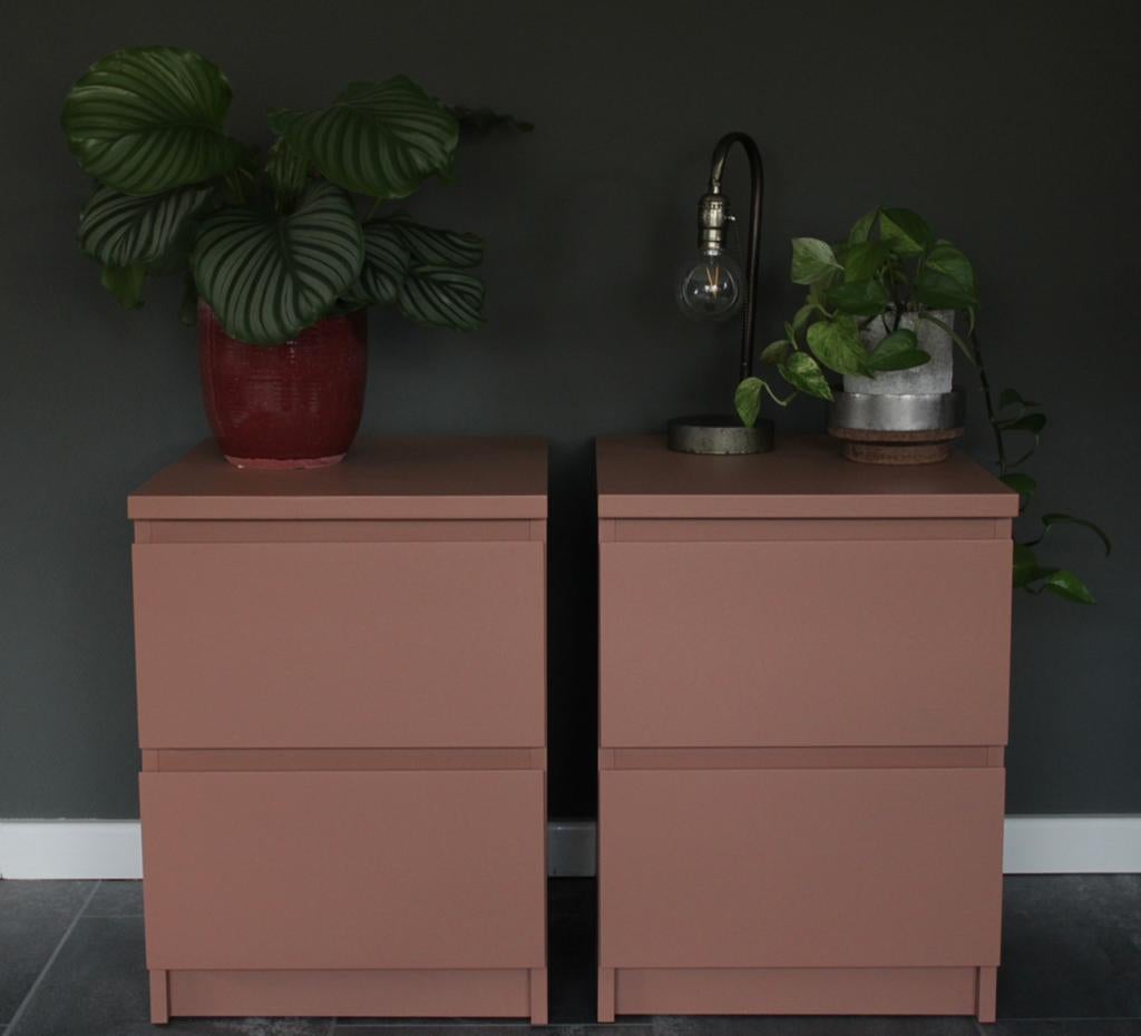 Set nachtkastjes Iron Clay, Huis en Inrichting, Ophalen, Gebruikt, Minder dan 45 cm