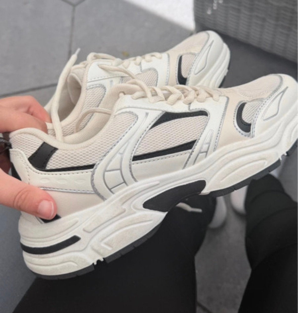 Sneakers, Ophalen of Verzenden, Zo goed als nieuw, Sneakers of Gympen