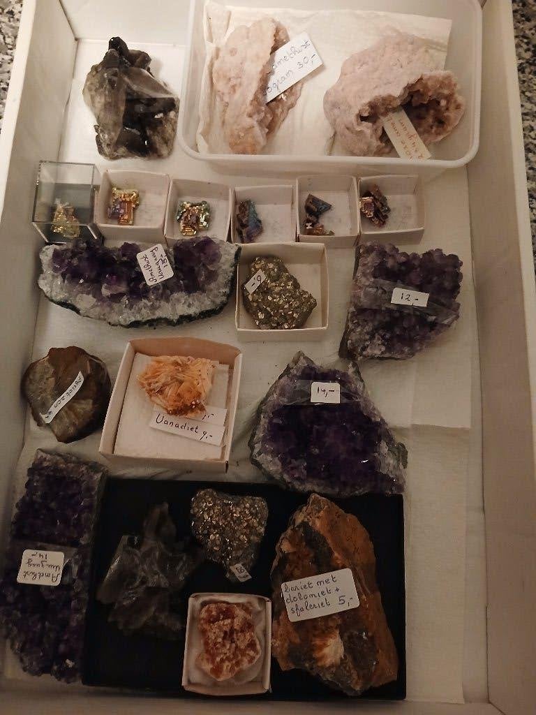Doos mineralen, Ophalen of Verzenden, Mineraal