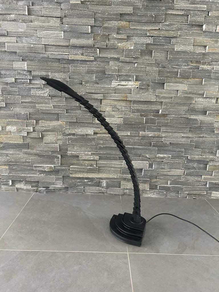 Vintage 1970 tafellamp zwart ‘snake’ Design Mario Bertorelle, Huis en Inrichting, Lampen | Tafellampen, Ophalen, Gebruikt, Glas