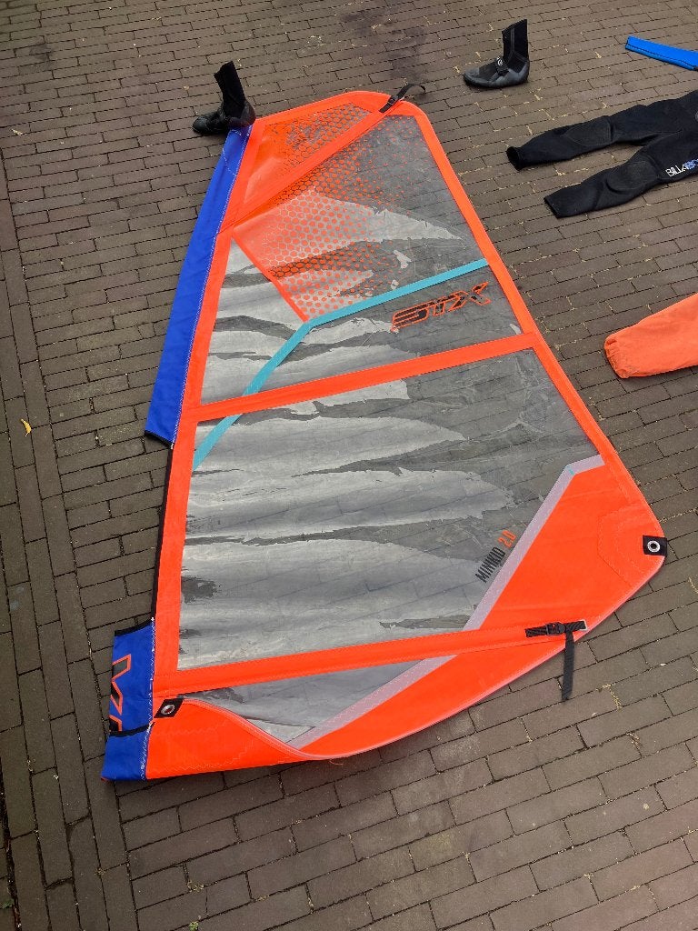 STX Mini Kid 2.0 m² kinderzeil – compleet (mast, giek), Watersport en Boten, Gebruikt, STX, Minder dan 3.5 m², Met mast
