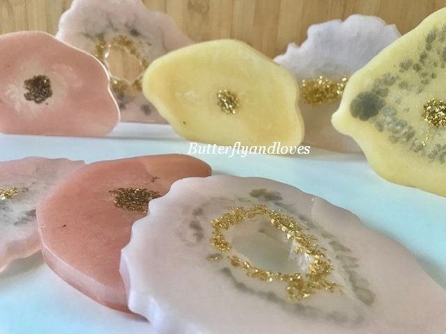 Superleuke epoxy geode onderzetters setje van 4 stuks, Huis en Inrichting, Woonaccessoires | Onderzetters, Overige typen, Ophalen