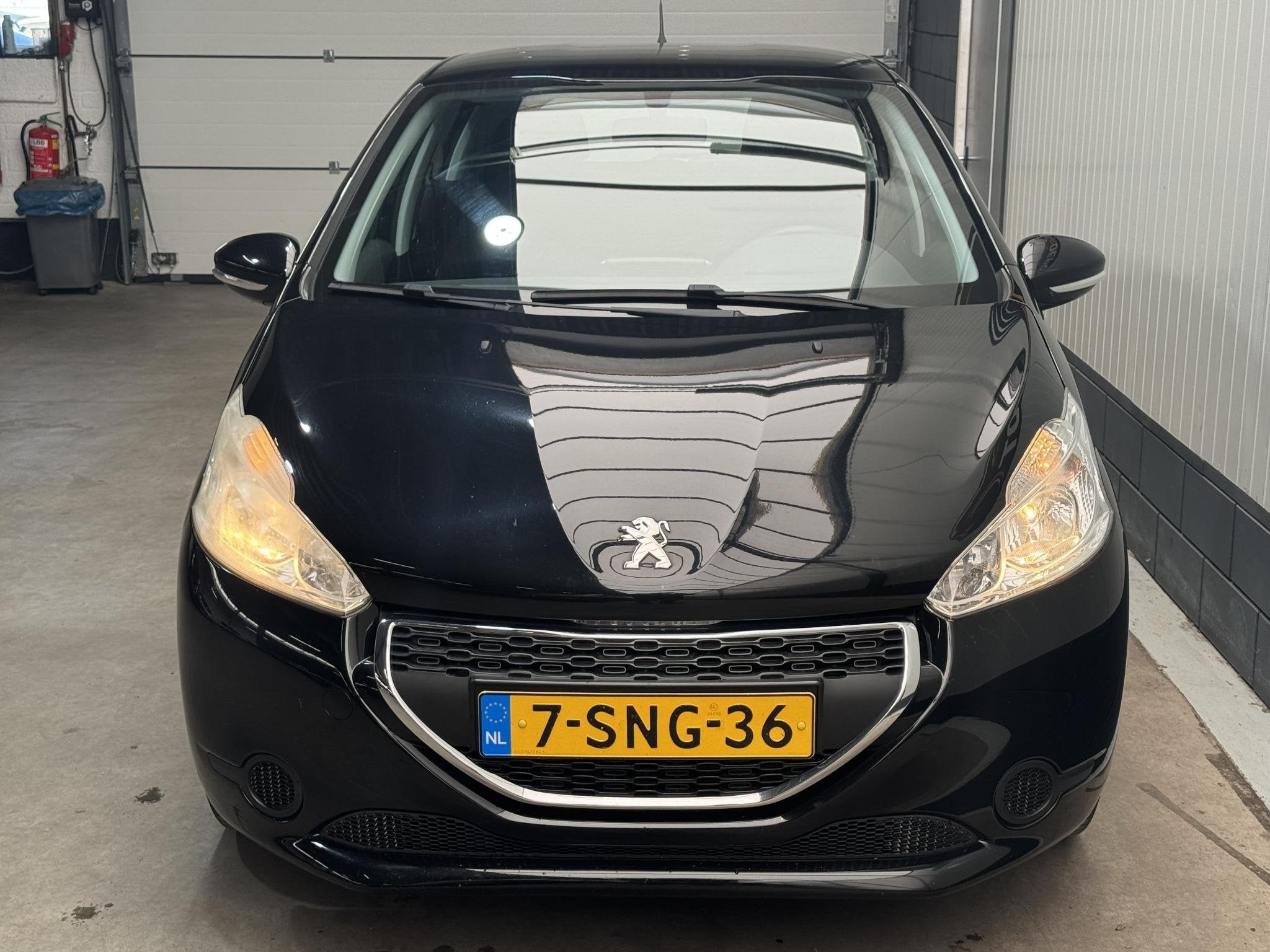 Peugeot 208 1.2 VTi Active, Auto's, Peugeot, Voorwielaandrijving, Euro 5, Stof, Gebruikt