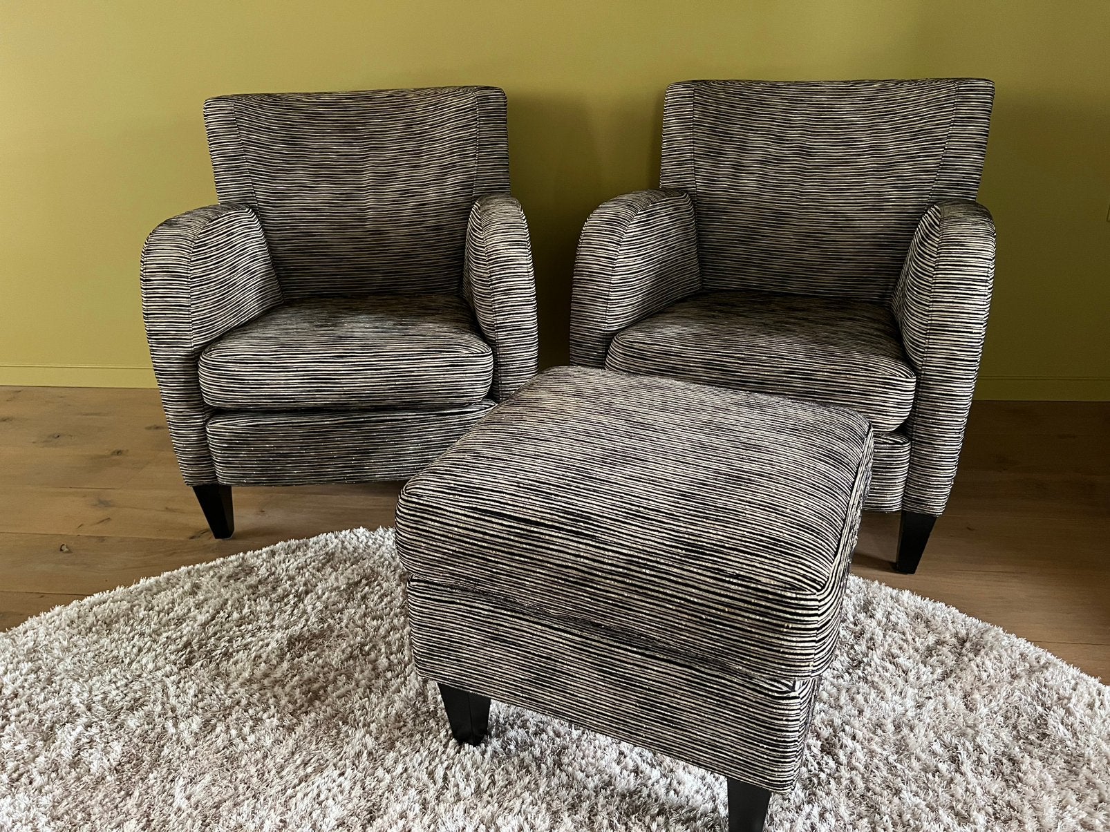 Setje lounge stoelen met hocker van Bench, Ophalen, 75 tot 100 cm, Zo goed als nieuw, 75 tot 100 cm