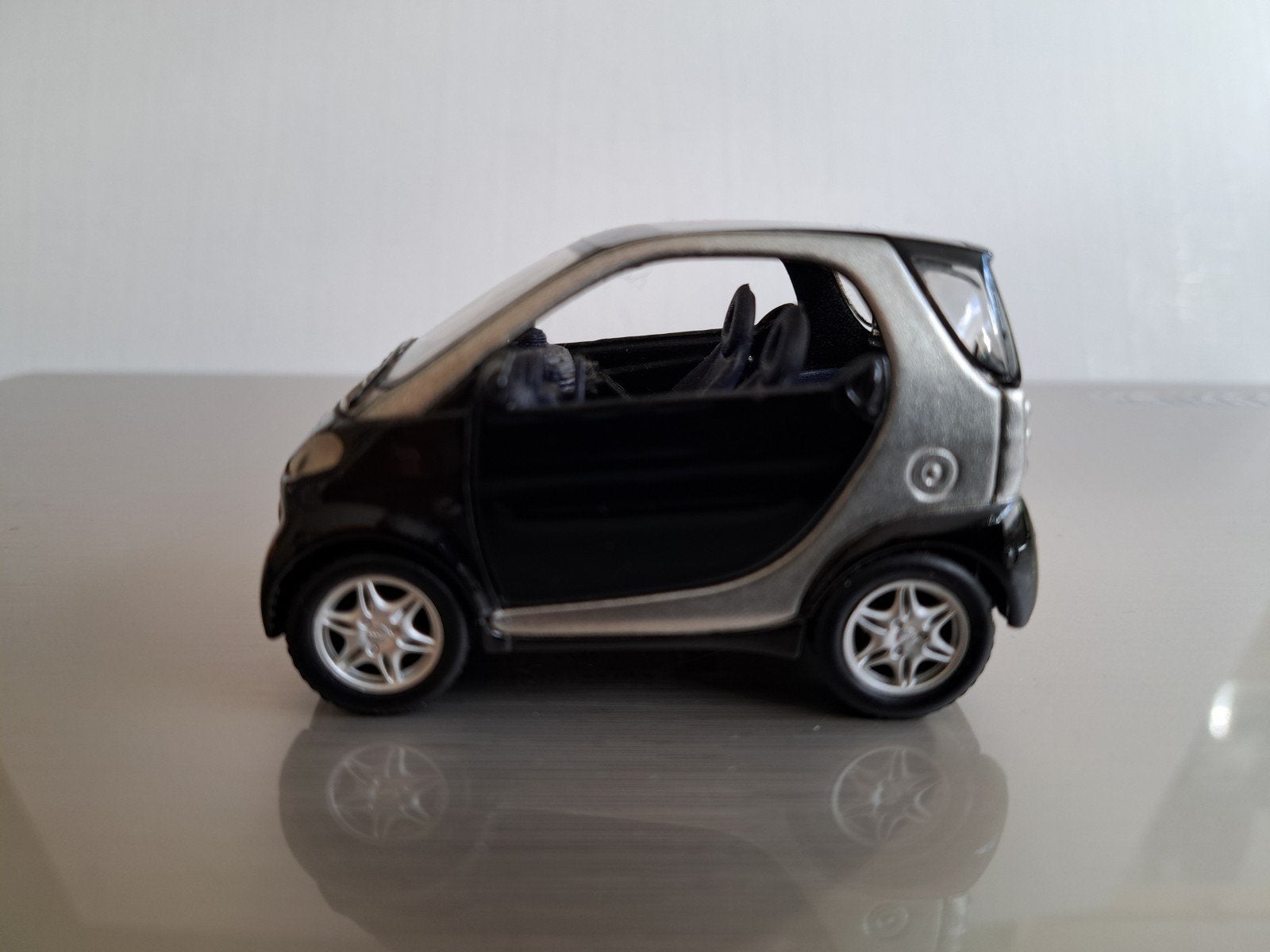 Smart City Coupe, Maisto 1:33, nieuw, Ophalen of Verzenden, Nieuw, Auto