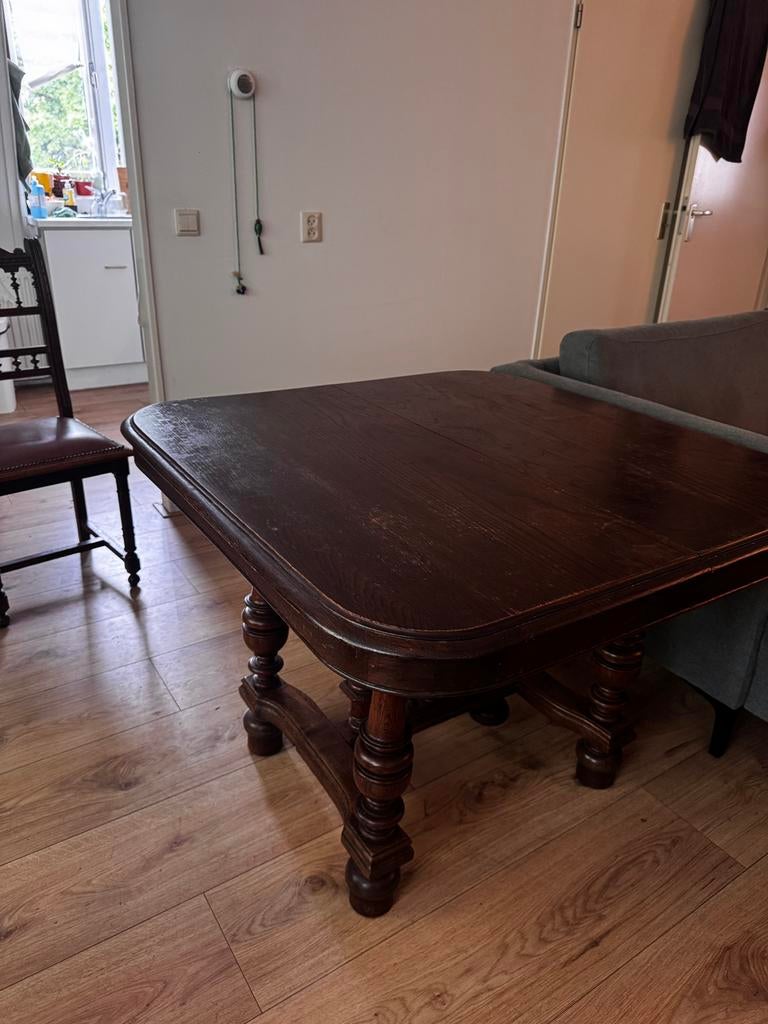 Vintage eettafel met 4 stoelen | massief hout | opknapper, Ophalen