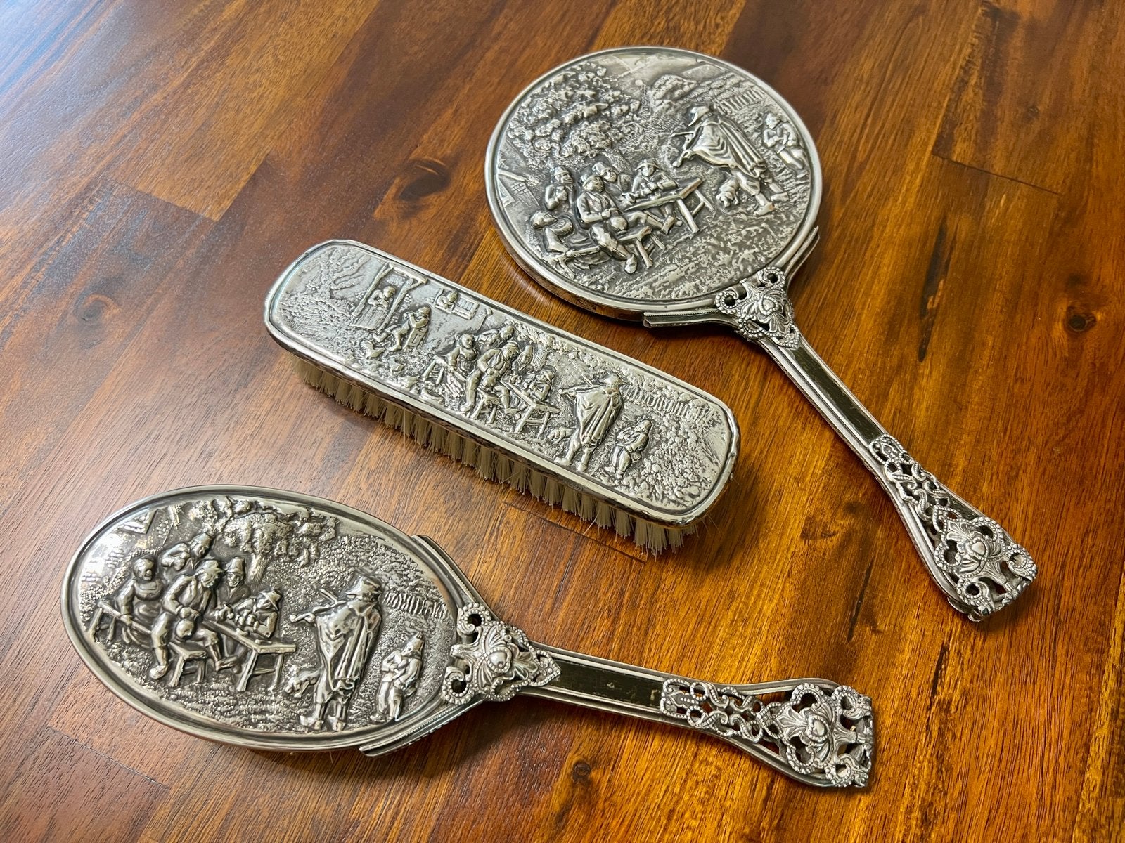 Antieke Verzilverd Kapset met Hollandse Scènes, Ophalen of Verzenden, Zilver
