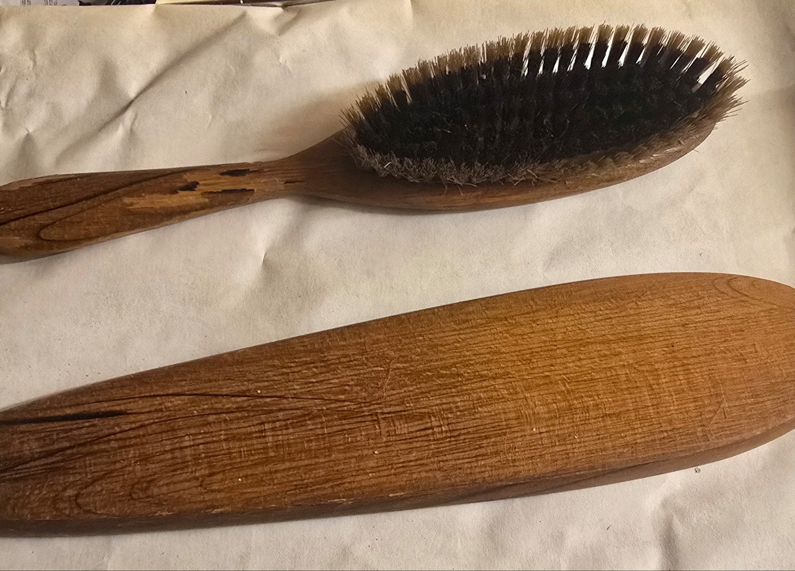 Vintage houten kledingborstel met houder, Antiek en Kunst, Ophalen of Verzenden
