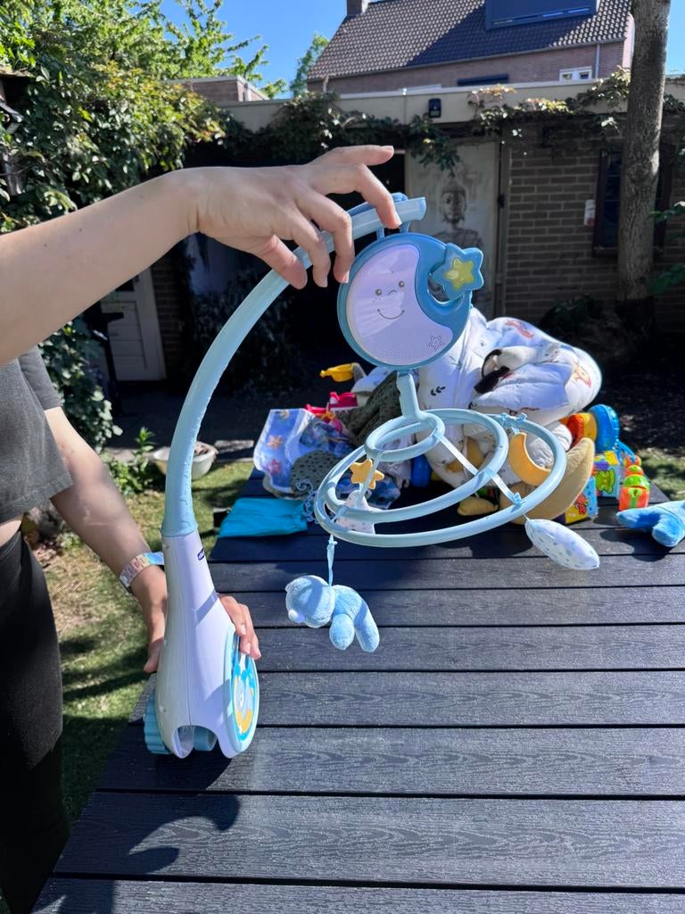 Chicco muziekmobiel /draaicarrousel voor babybed –met muziek, Ophalen of Verzenden, Zo goed als nieuw, Overige typen