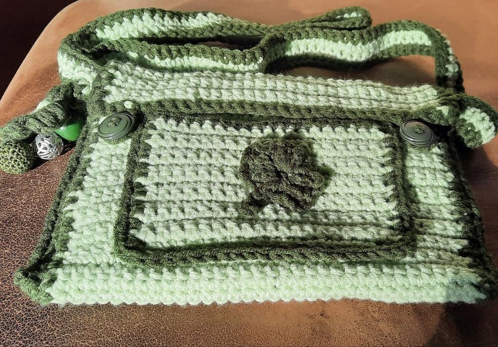 Nieuw gehaakt groen cross body tasje, Ophalen of Verzenden, Nieuw, Groen, Overige merken