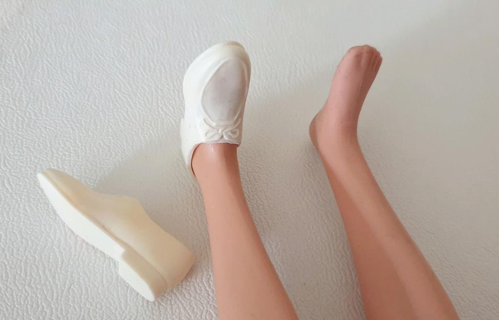 (Barbie)mooie  KEN schoenen Japan gemerkt  flexible, Ophalen of Verzenden, Accessoires