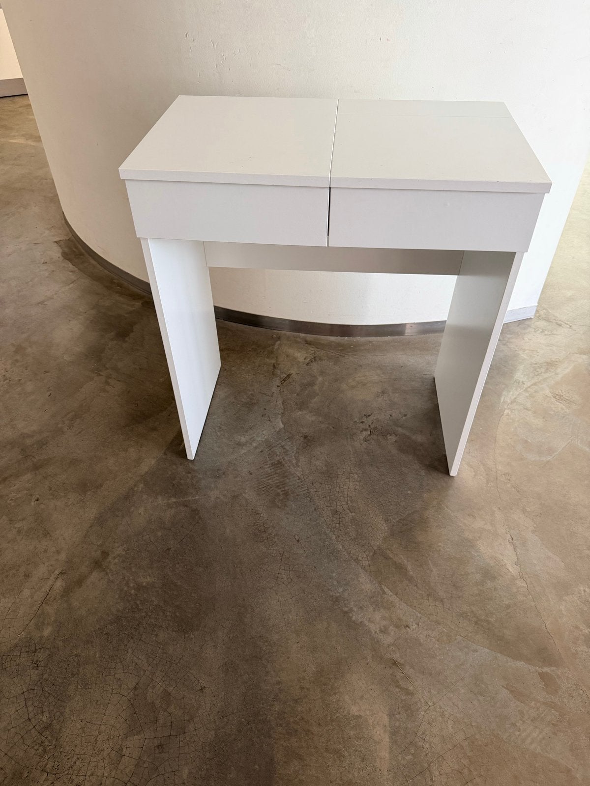 IKEA make-up tafel voor kinderen - 70x42x78 cm, Huis en Inrichting, Tafels | Kaptafels, Ophalen, Gebruikt, 50 tot 100 cm, Minder dan 100 cm