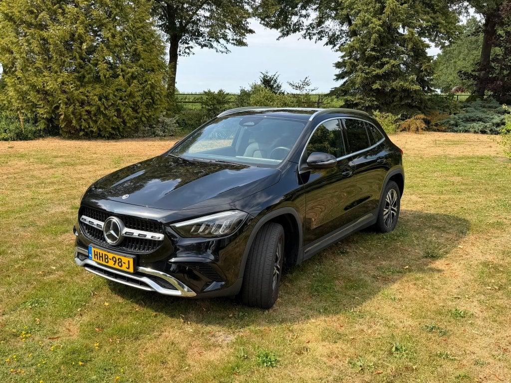Mercedes-Benz GLA 250 e 218pk 8G-DCT 2023 Zwart Hybride, Auto's, 1800 kg, Leder en Stof, Plug-in hybride, SUV of Terreinwagen