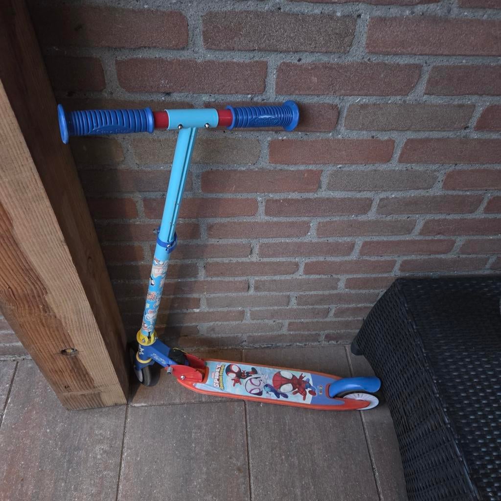 Spiderman step voor kinderen - Gebruikt, Ophalen of Verzenden, Gebruikt, Gewone step, Onbekend