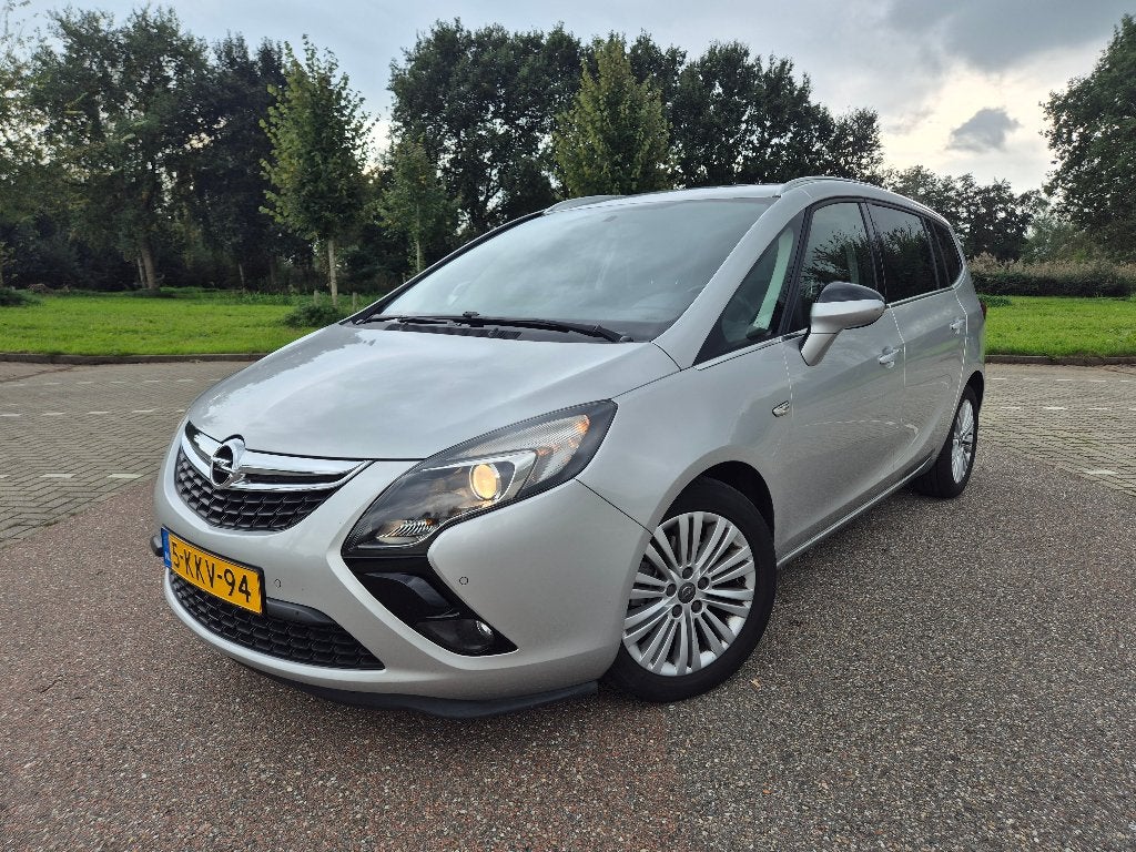 Opel Zafira Tourer 1.4T 2013 zilver 7-persoons zevenpersoons, Auto's, Stof, Zwart, 4 cilinders, Verwarmde buitenspiegels