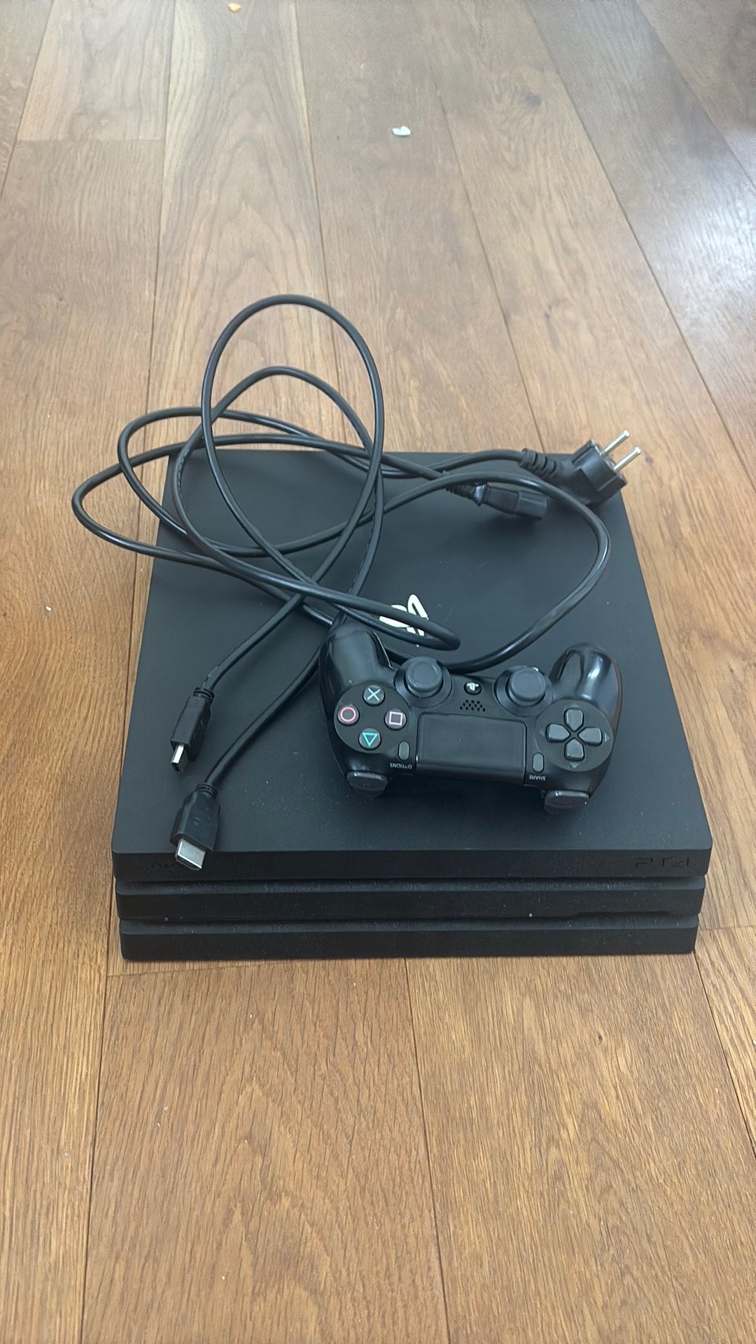 Ps4 pro, Spelcomputers en Games, Spelcomputers | Sony PlayStation 4, Gebruikt, Ophalen of Verzenden, 1 TB, Met 1 controller