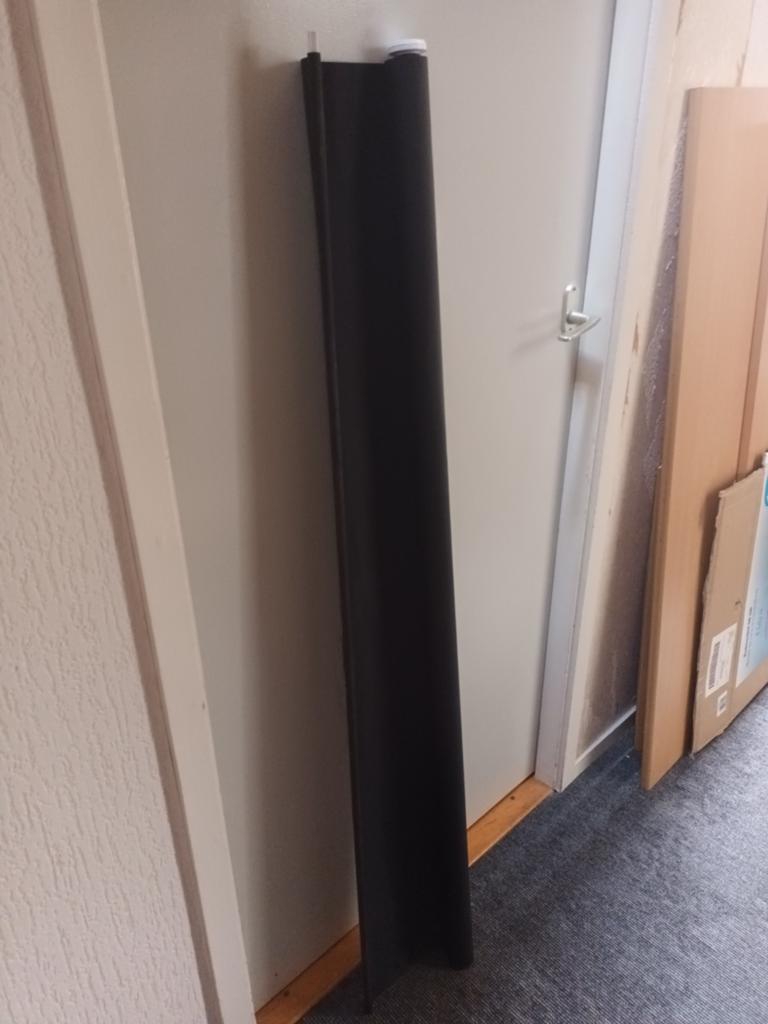 Verduisterend rolgordijn ( zwart), Ophalen of Verzenden, Zo goed als nieuw, Zwart