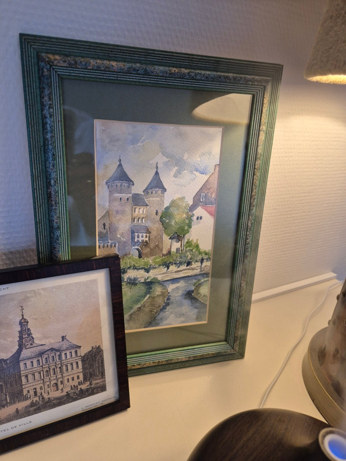 Oud schilderij van kasteel aan water, ingelijst, Ophalen of Verzenden