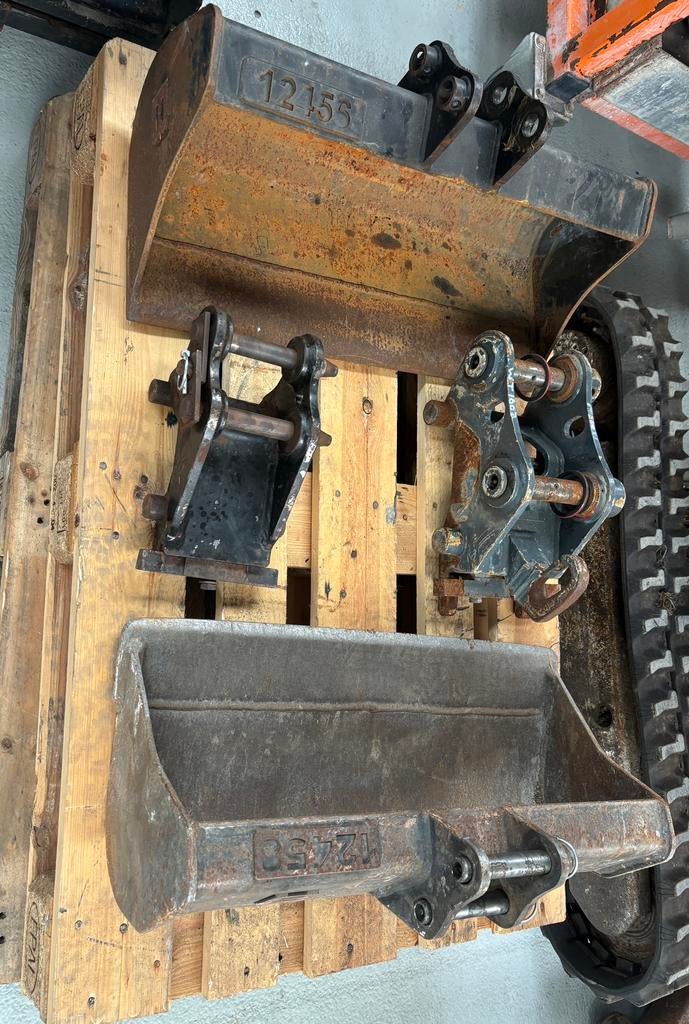 Gebruikt graafbak / slotenbak tbv minigraver 800 tot 1000kg, Doe-het-zelf en Verbouw, Gereedschap | Machine-onderdelen en Toebehoren