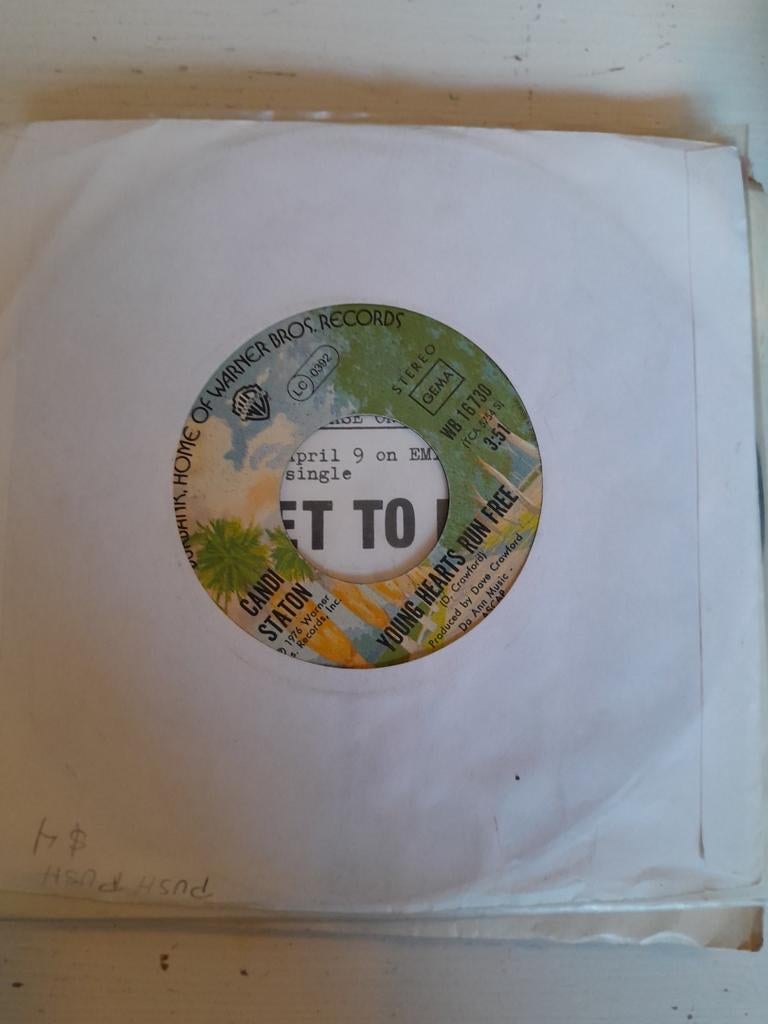 Candi staton 7 inch young hearts run free, Ophalen of Verzenden, Zo goed als nieuw, Pop
