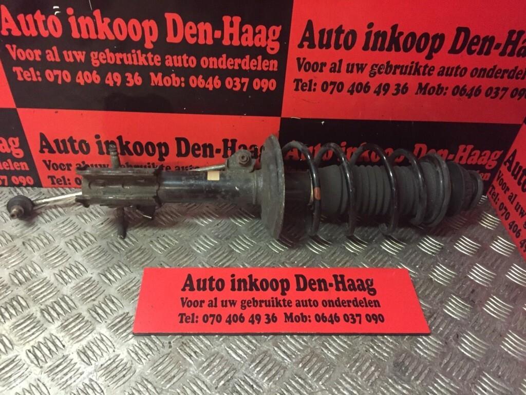 Toyota Yaris ('05-'11) 1.0/1.3/1.5 Veerpoot Schokbreker LV, Gebruikt, Toyota, Ophalen of Verzenden, Toyota