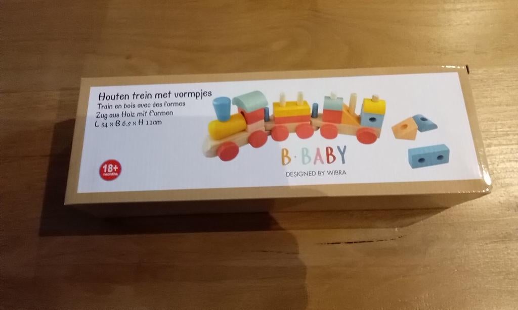 Houten Trein met vormpjes nieuw nieuw, Ophalen of Verzenden, Nieuw