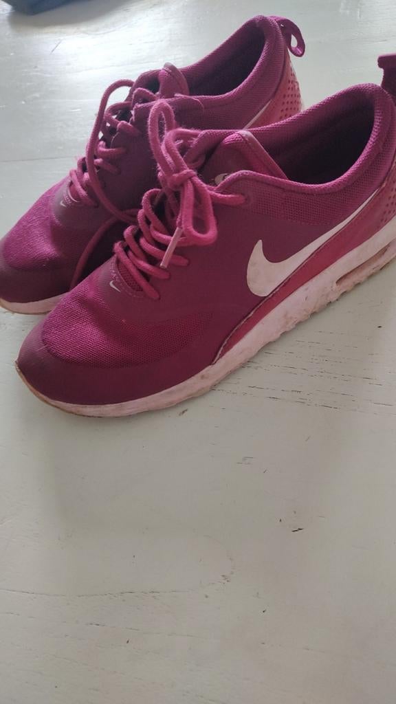 Nike Air Max Thea Fuchsia Maat 37,5, Nike, Ophalen of Verzenden, Sneakers of Gympen, Roze