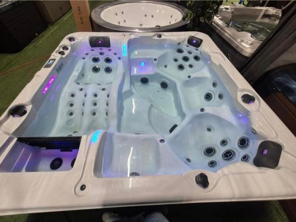 NIEUWSTE TYPE BALBOA  5 PERSOONS, Tuin en Terras, Bubbelbaden en Hottubs, Ophalen of Verzenden, Nieuw, Filter