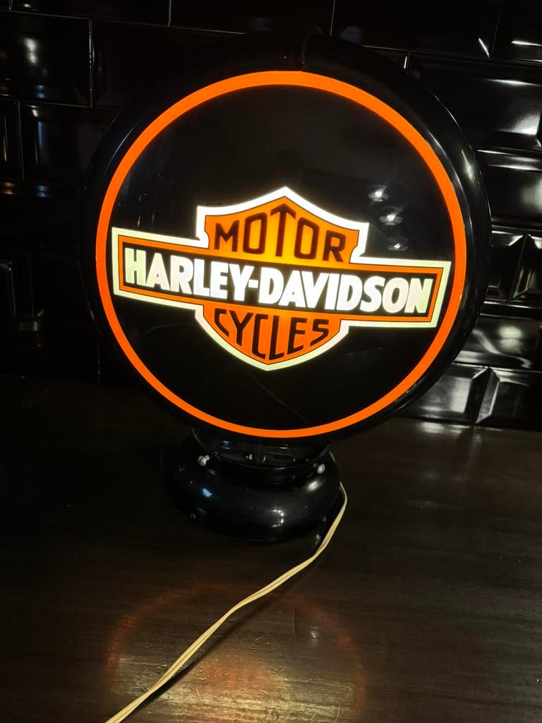 Antieke Benzinepomp lamp globe harley davidson, Ophalen