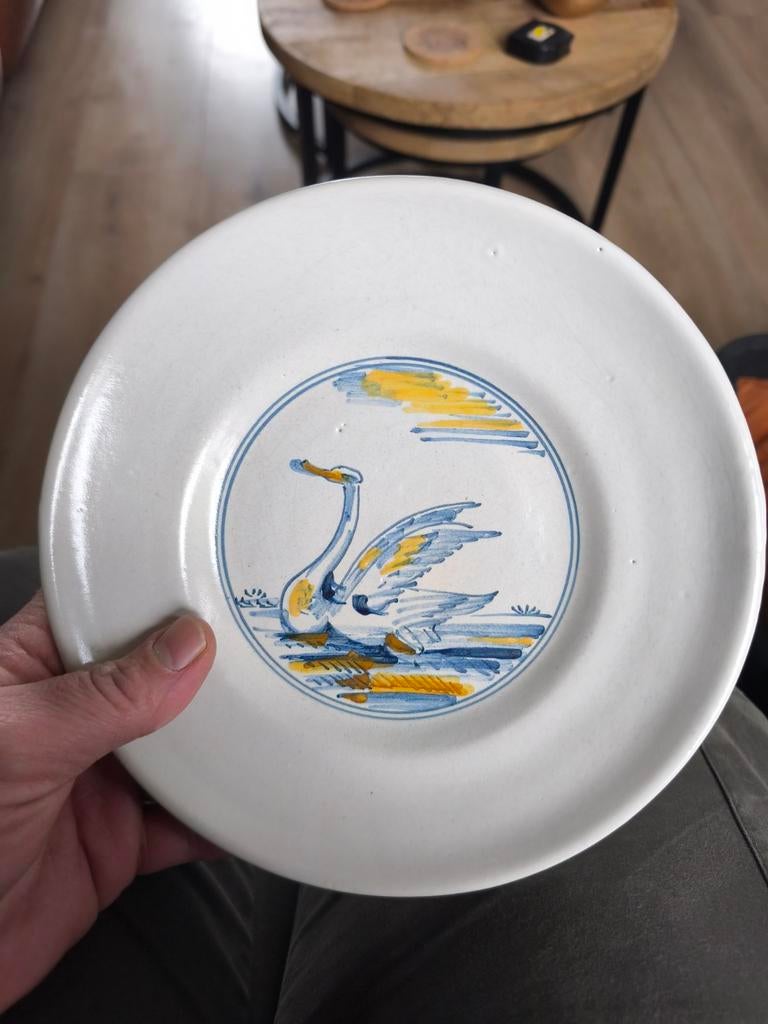 Fries aardewerk bordje albarello Menaldum Friesland, Antiek en Kunst, Antiek | Wandborden en Tegels, Ophalen of Verzenden
