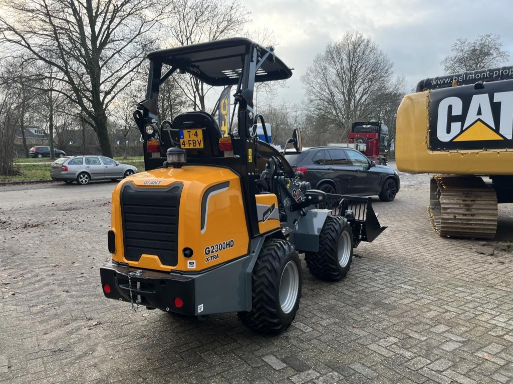 Giant G2300 HD X-TRA (2022), Zakelijke goederen, Machines en Bouw | Kranen en Graafmachines, Niet opgegeven, -, Niet opgegeven
