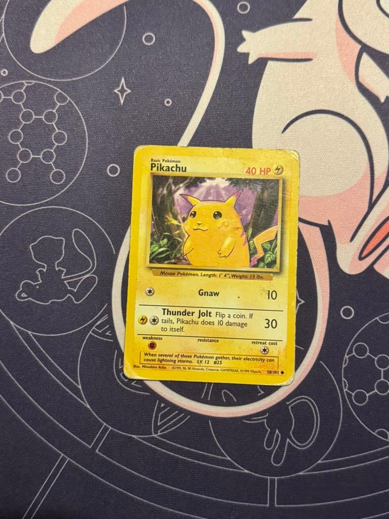 Pokémon kaarten Pikachu #58 Base set, Ophalen of Verzenden, Zo goed als nieuw, Losse kaart