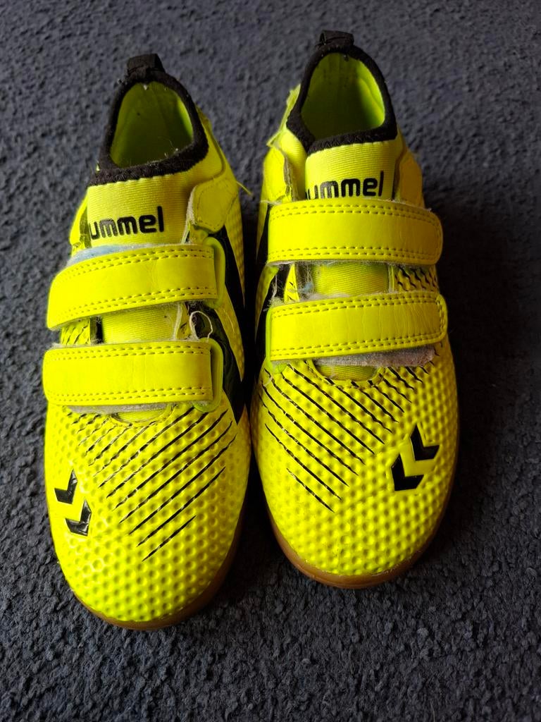 Gymschoenen Hummel maat 32, Sport en Fitness, Voetbal, Maat XS of kleiner, Ophalen of Verzenden, Schoenen
