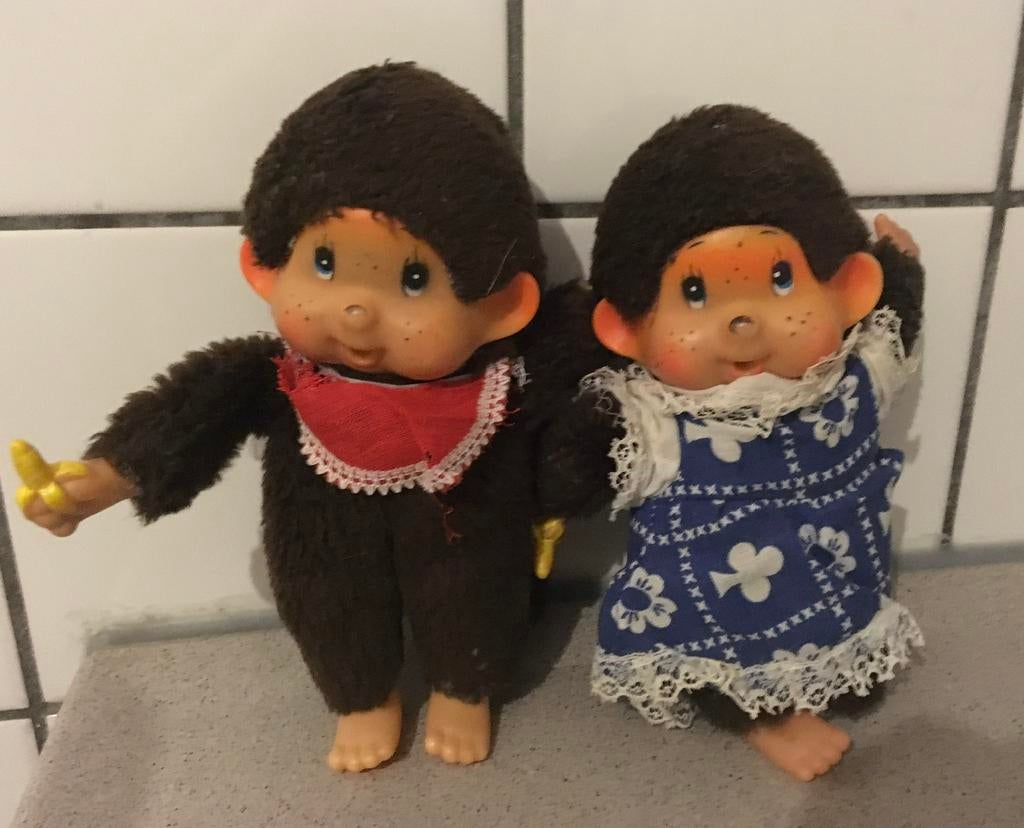 2 vintage Monchichi Monchhichi aapjes, Ophalen of Verzenden, Zo goed als nieuw
