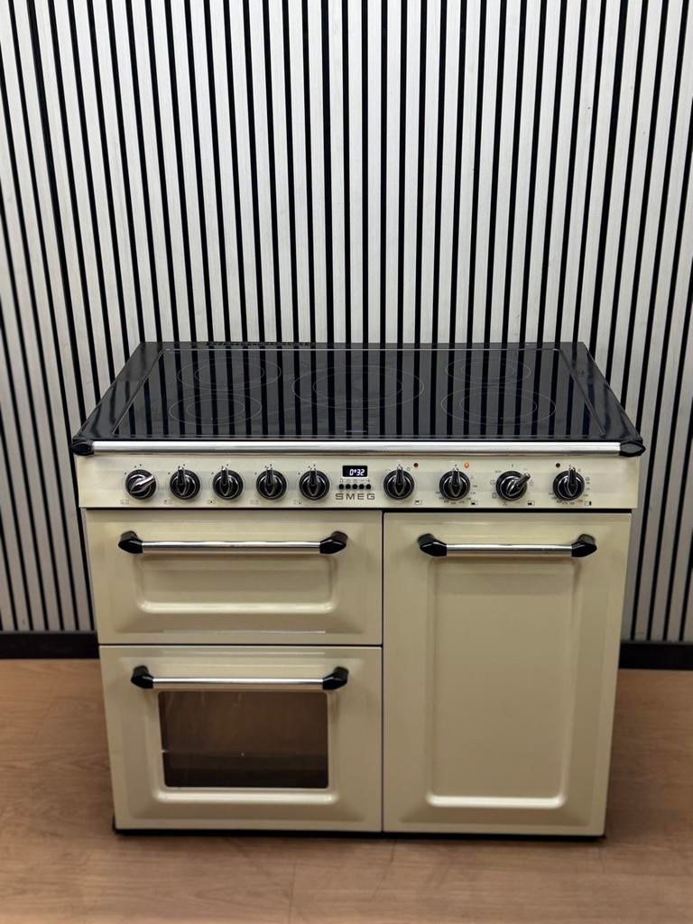 Luxe Smeg INDUCTIE Fornuis creme met 5 zones 100 cm, Fornello Esperta, Refurbished, Ophalen of Verzenden, Energieklasse A of zuiniger