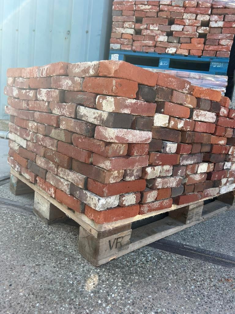 Antieke rood paarse rijnsteen 700 stuks restpartij ca 18.5x4, Verzenden, Zo goed als nieuw, Bakstenen