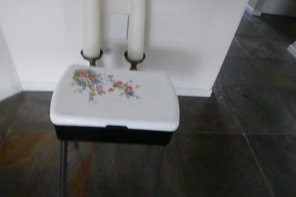 retro naaikistje van bakeliet, Ophalen of Verzenden, Overige typen
