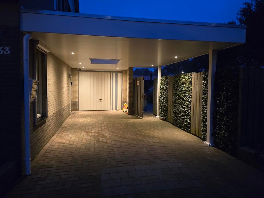 Overkapping op maat ,en voor al uw binnen en buiten klussen, Diensten en Vakmensen, Tuinmannen en Stratenmakers, Tuinontwerp