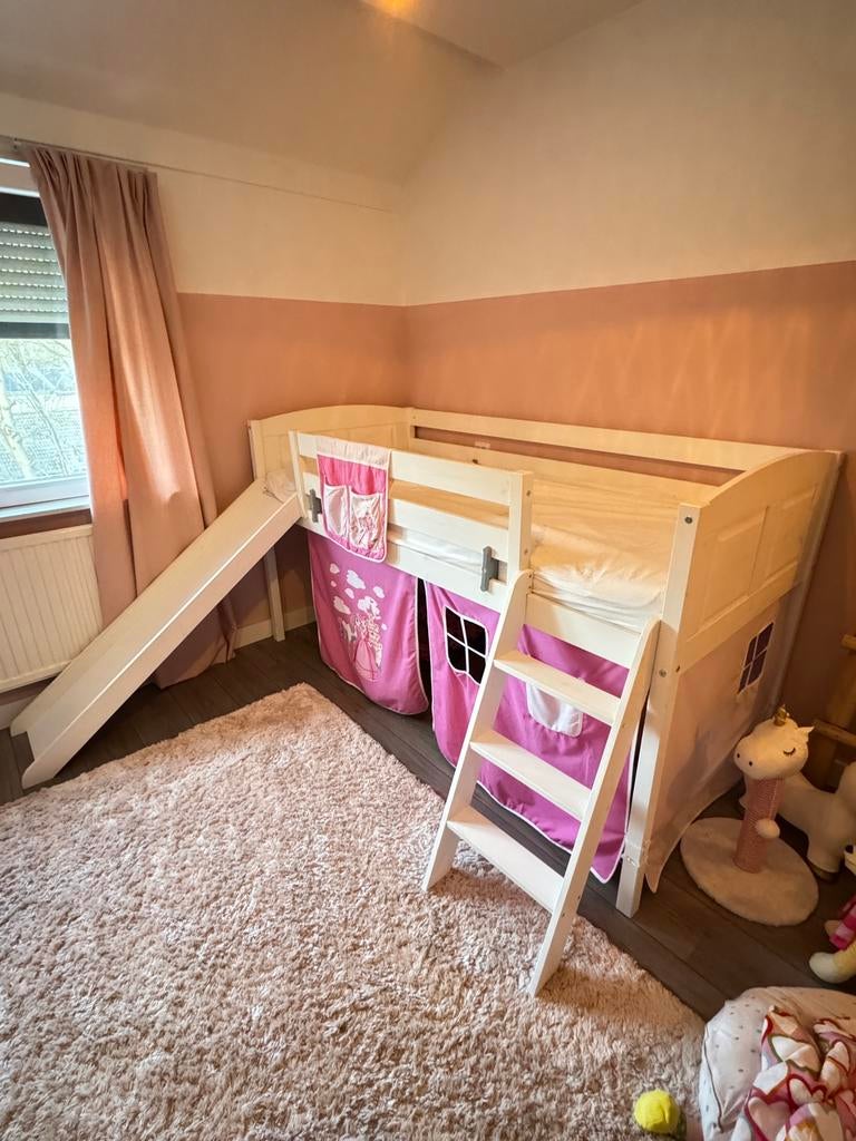 Half hoogslaper met glijbaan en toebehoren, Kinderen en Baby's, Kinderkamer | Stapelbedden en Hoogslapers, Ophalen of Verzenden