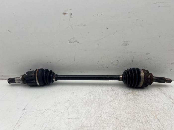 Aandrijfas links-voor van een Suzuki Alto, Gebruikt, -, -, Ophalen of Verzenden
