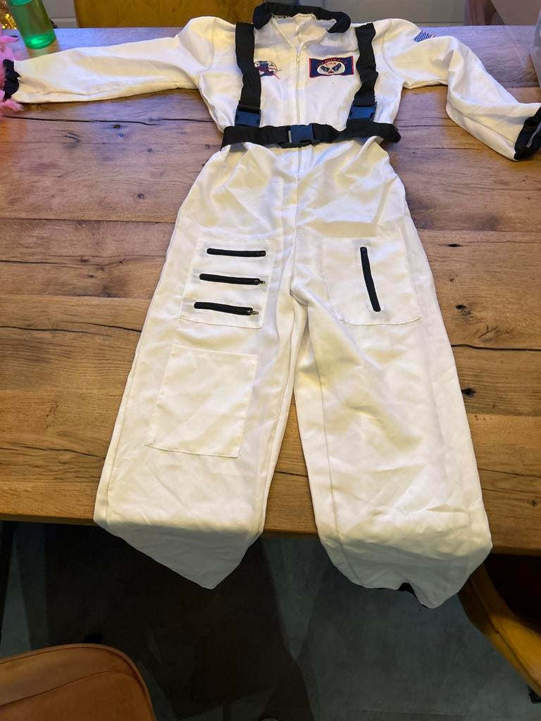 Carnavals pak NASA maat 134, Ophalen, Zo goed als nieuw, 134 t/m 140, Jongen of Meisje