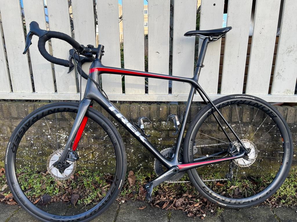 Trek Emonda SL 7 Disc Ultegra Di2 60cm, 28 inch, Gebruikt, Carbon, Heren