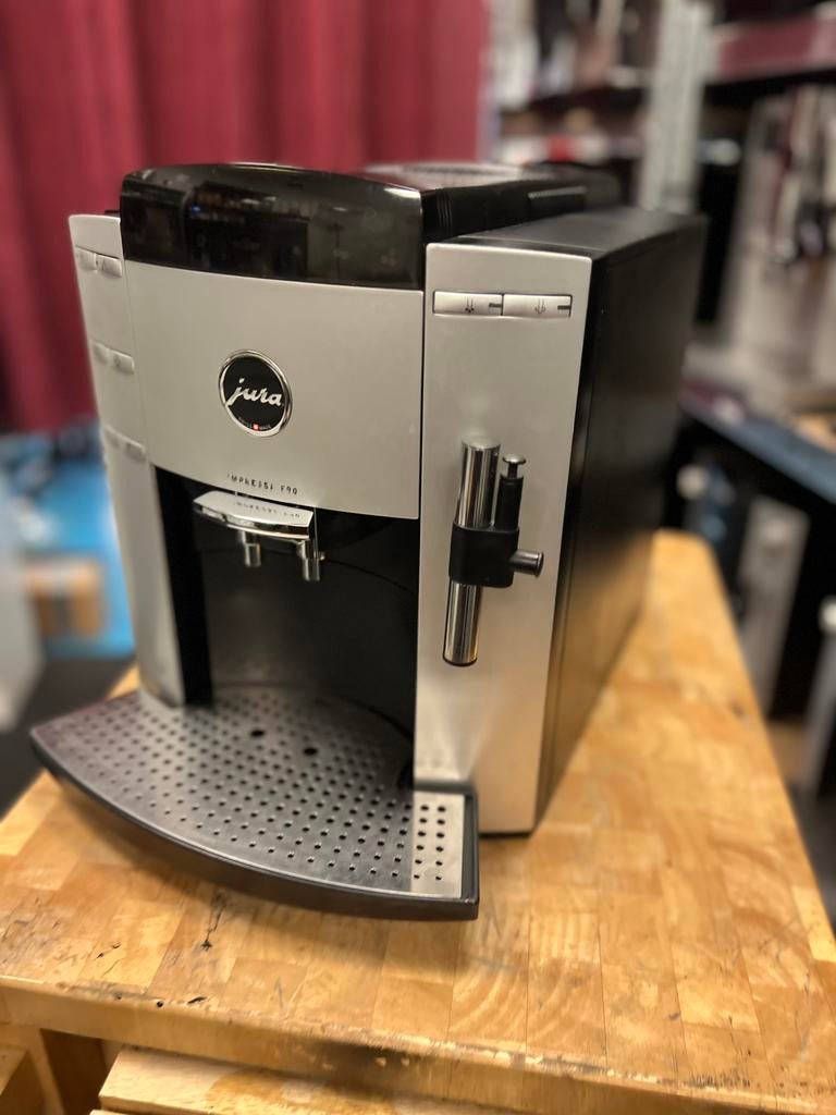 Jura f 90, Witgoed en Apparatuur, Jura-Strasse 1, 4626 Niederbuchsiten, Zwitserland, Info@jura.com, 10 kopjes of meer, Koffiemachine