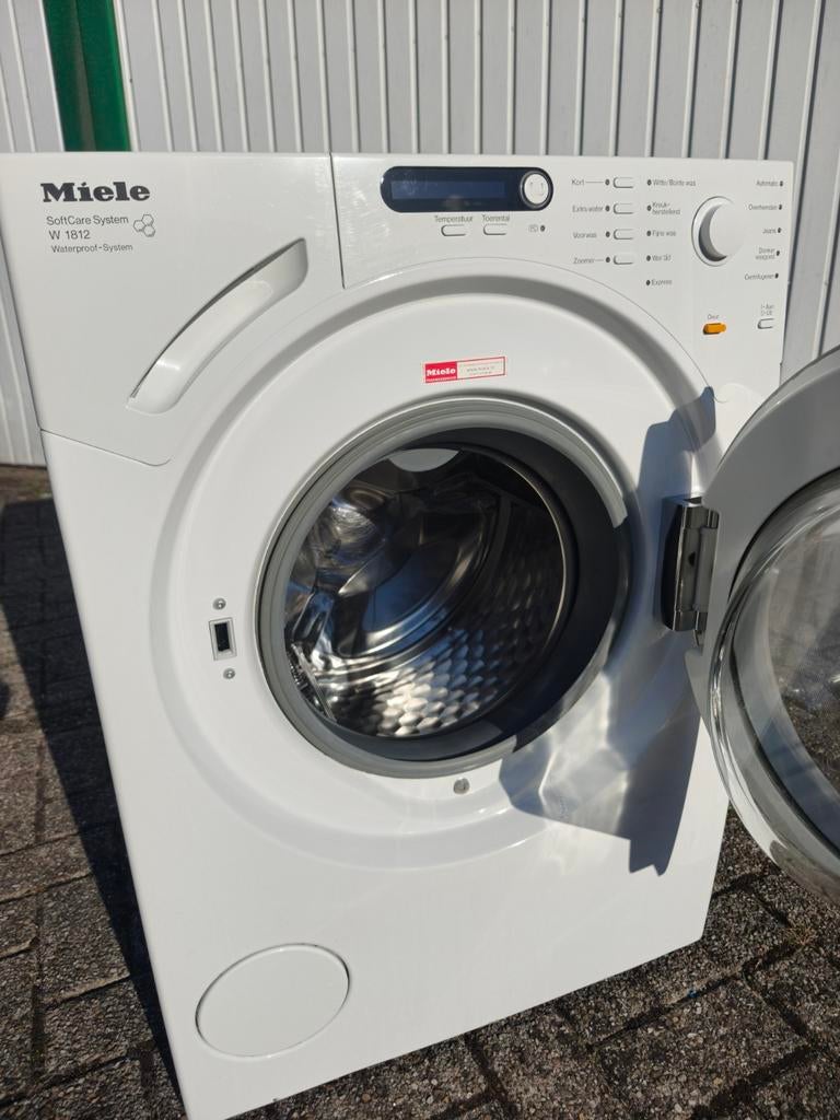 Foto 5 van Miele W1812WPS wasmachine 1400 RPM 6kg A+++ klasse ZGAN.