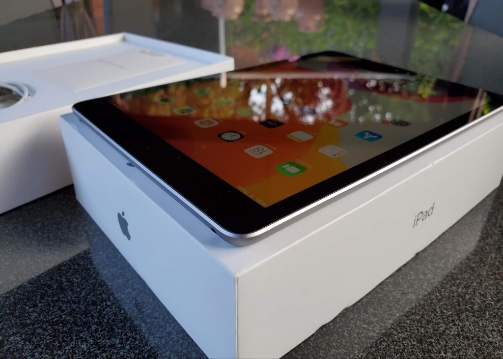 3x Apple 🍏 iPad 2018 (6th gen) 128GB en 32GB, Computers en Software, Apple iPads, 10 inch, Apple iPad, Zwart, Ophalen of Verzenden