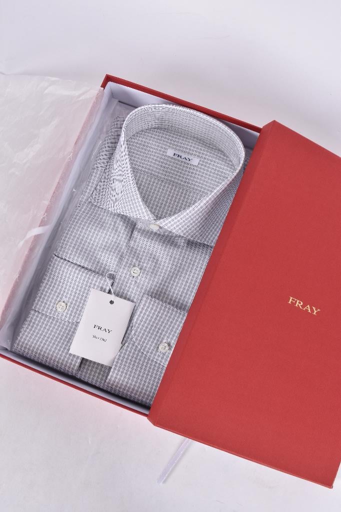 Nieuw shirt overhemd van FRAY katoen maat 41, Kleding | Heren, Overhemden, FRAY, Wit, Italy, Nieuw