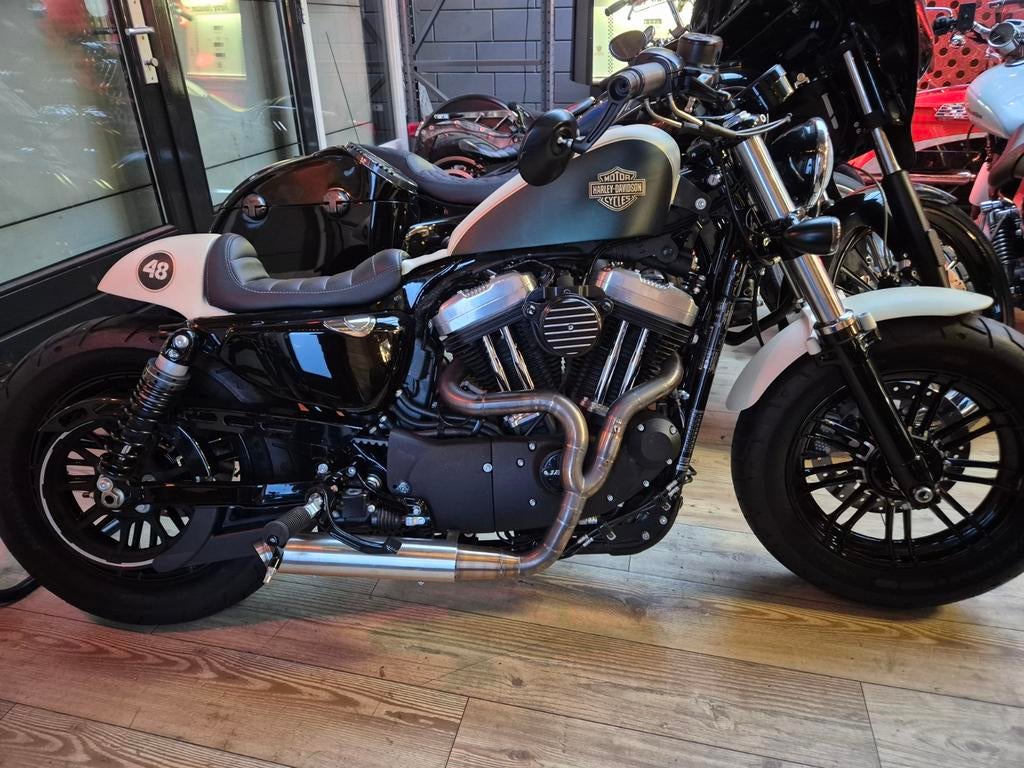 VOORJAARS AANBIEDING !!Diverse harley Davidsons te koop !!, Bedrijf, Chopper