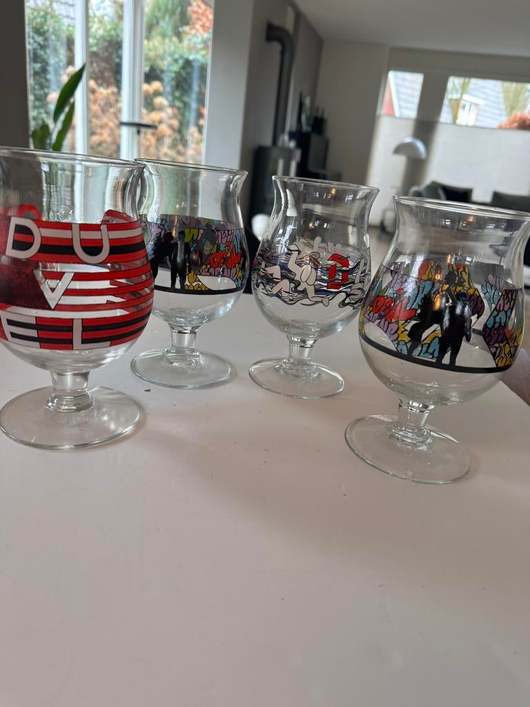 4 duvel glazen, Ophalen of Verzenden, Zo goed als nieuw, Glas of Glazen, Duvel