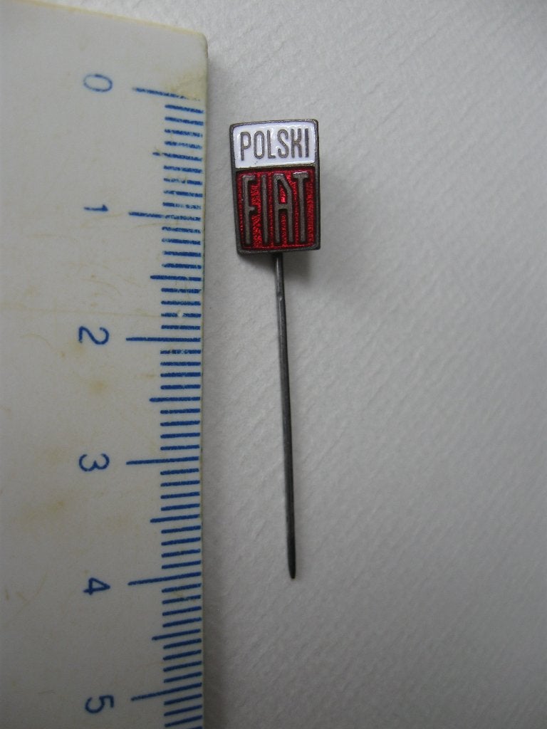 Mooie oude Emaille FIAT POLSKI speld, Verzamelen, Speldjes, Pins en Buttons, Ophalen of Verzenden, Gebruikt, Transport